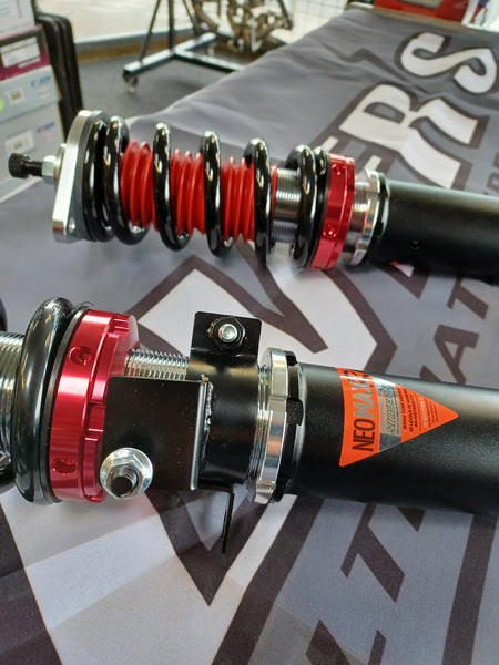 Silver's NEOMAX R Adjustable Suspension 350Z (Z33)