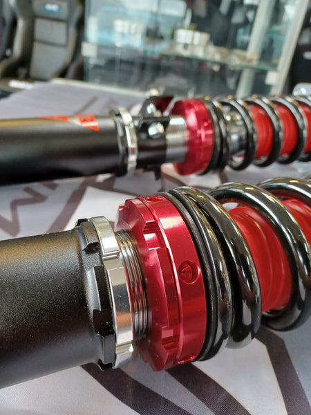 Silver's NEOMAX R Adjustable Suspension 350Z (Z33)