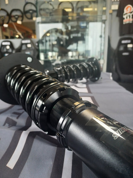 Silver's NEOMAX R Adjustable Suspension SUPRA (JZA70/MA70)