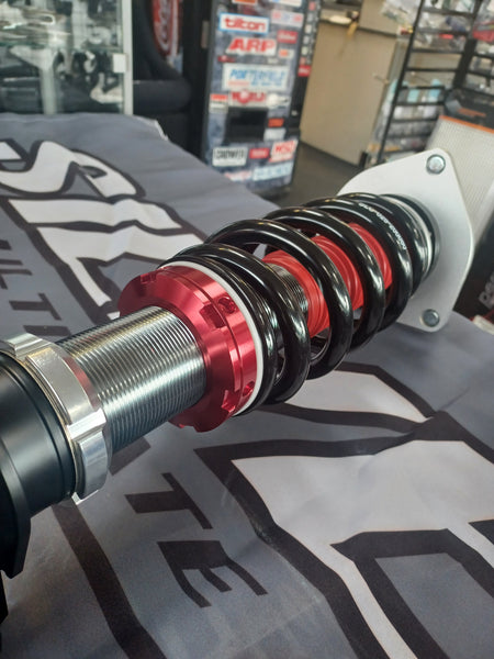 Silver's NEOMAX R Adjustable Suspension IMPREZZA WRX (GC8)