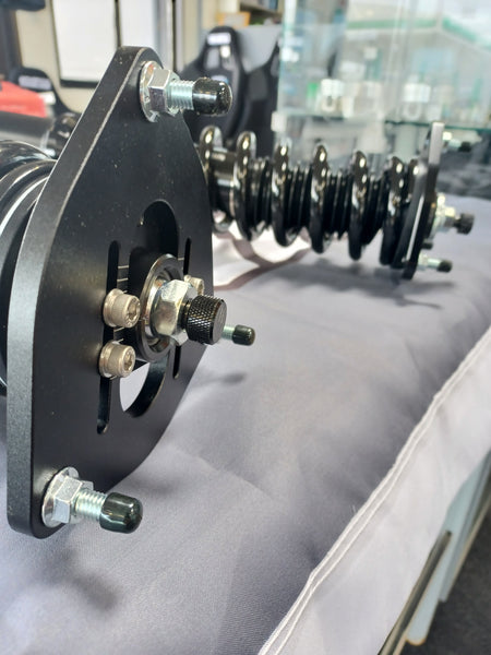 Silver's NEOMAX R Adjustable Suspension IMPREZZA WRX (GC8)