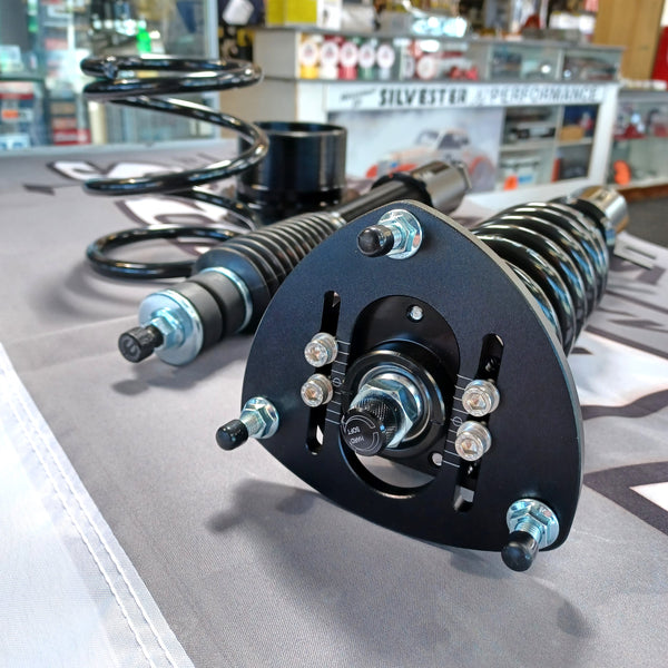 Silver's NEOMAX R Adjustable Suspension MR2 (SW20/21)