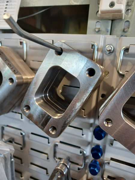 CNC MACHINED THREADED T3 INLET FLANGE M10X1.25