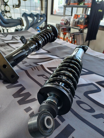 BMW E36 SILVERS BLACK EDITION AJUSTABLE SUSPENSION - TRU REAR COIL OVER